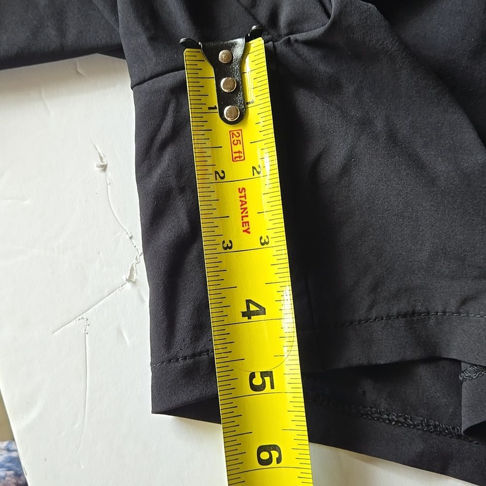 Athleta Tribeca 9" Bermuda Shorts Lightweight Black Womens Size 2 5 Pockets - Picture 10 of 10